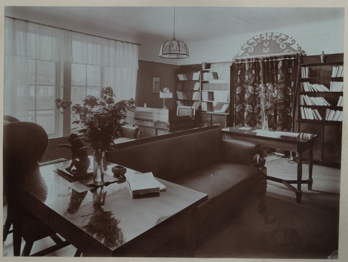 Thumbnail Image